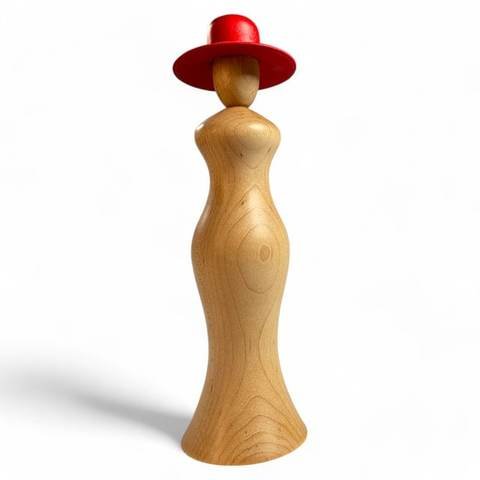 Figurine décorative en bois d'érable en forme de demoiselle avec chapeau (8" x 2" x 2"), photo 3