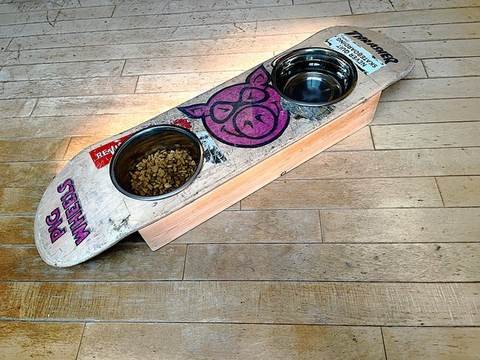 Gamelles pour animaux, planche de skateboard recyclée
