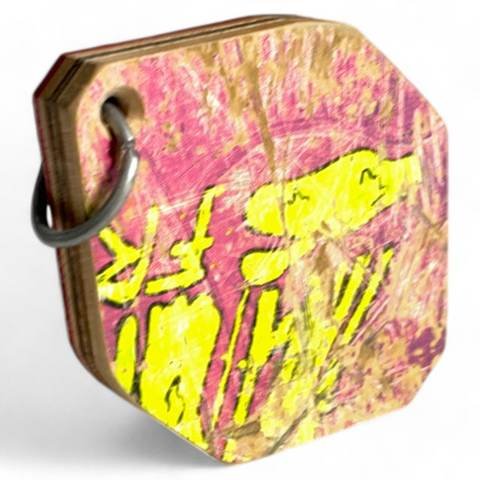 Ouvre-bouteille en bois de skateboard recyclé hexagonal avec aimant (2" x 3" x 0,5"), photo 8